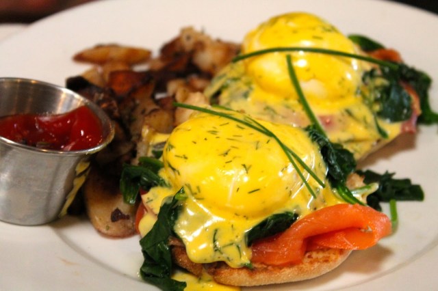eggs benedict